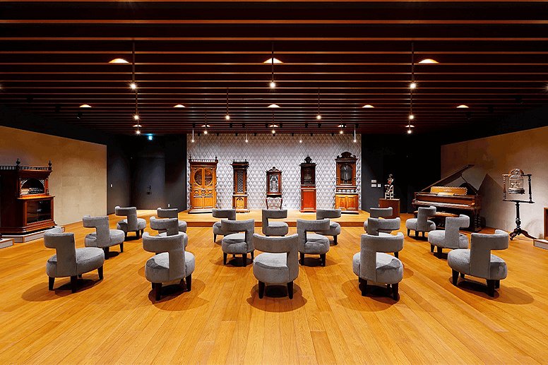 Listening Lounge
