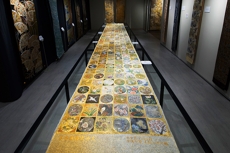 Gallery scene