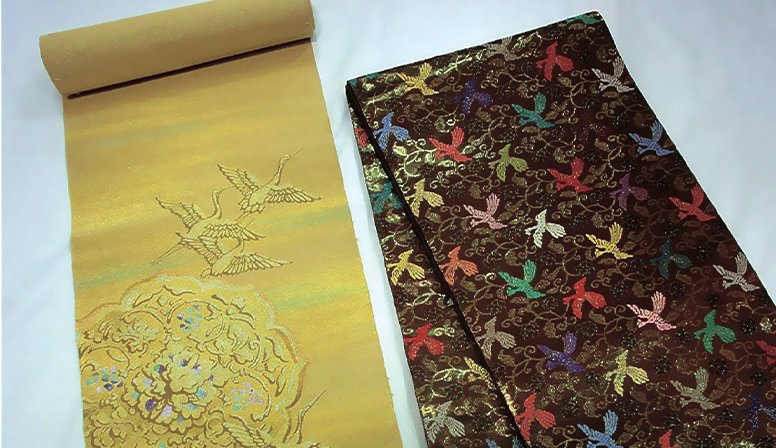 Photo: Nishijin obi sash (Nishijin Textile Center)