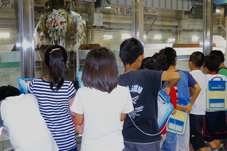 京都市北部クリーンセンター見学風景