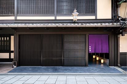 ギャラリー紫織庵の入口