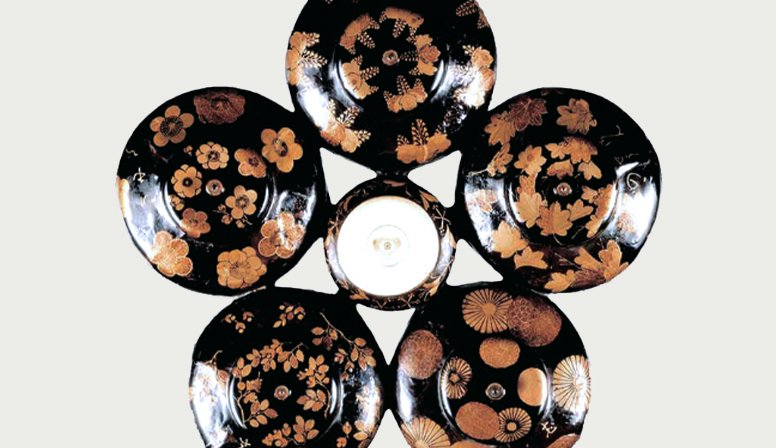 高台寺掌美術館 高台寺蒔絵 重要文化財 楓桐菊蒔絵薬味壺